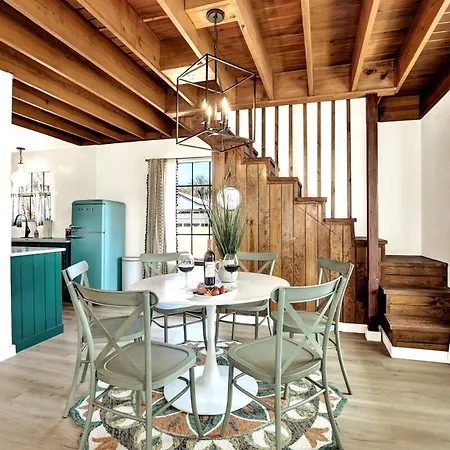 Sunday Circle - Hot Tub & Hill Country Wine Trail Villa